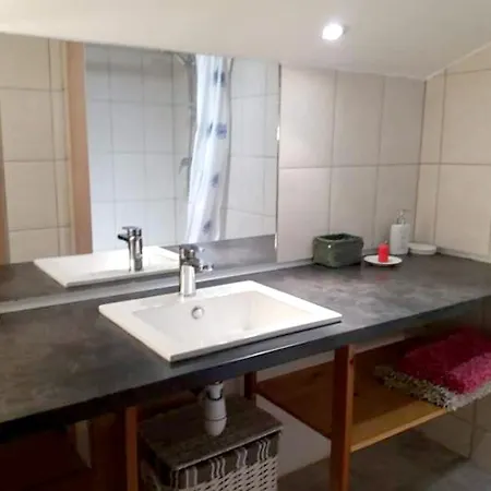 Maison De 3 Chambres Avec Terrasse Amenagee Et Wifi A Vakantiehuis